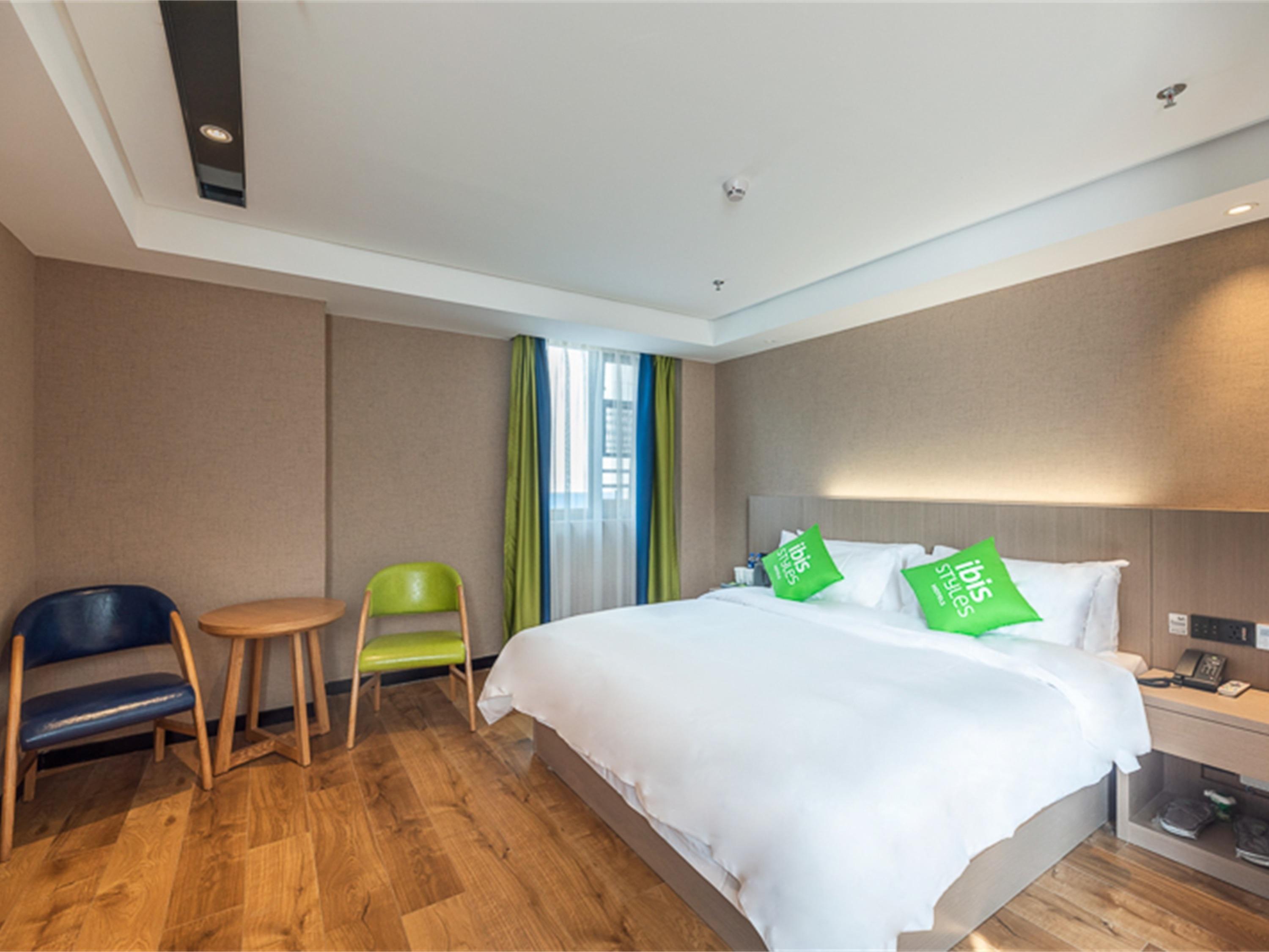 Hotel Ibis Styles Fuzhou Wuyi Square Exterior foto